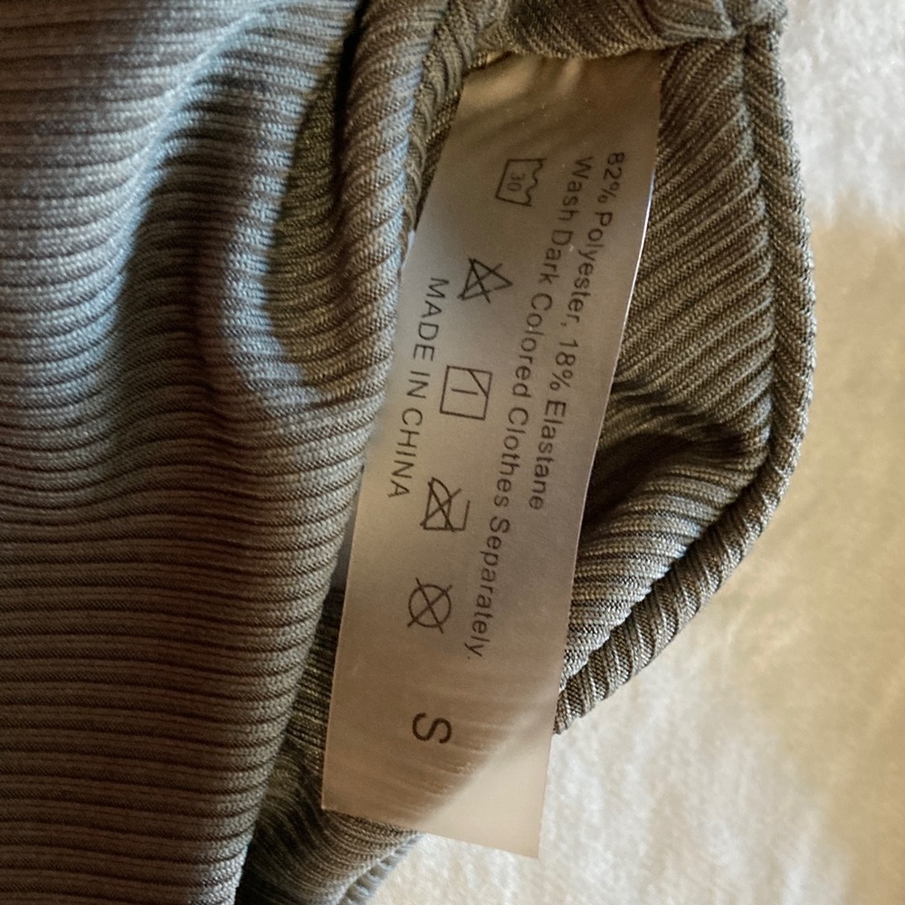 SHEIN Multicolor Patterned Bikini - Picture 3 of 6